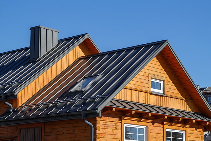 Metal Roof vs Shingles: Why Metal Has the Upper Hand Every Time