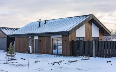 Ice Damming 101: How to Combat Ice Dams on Metal Roofs