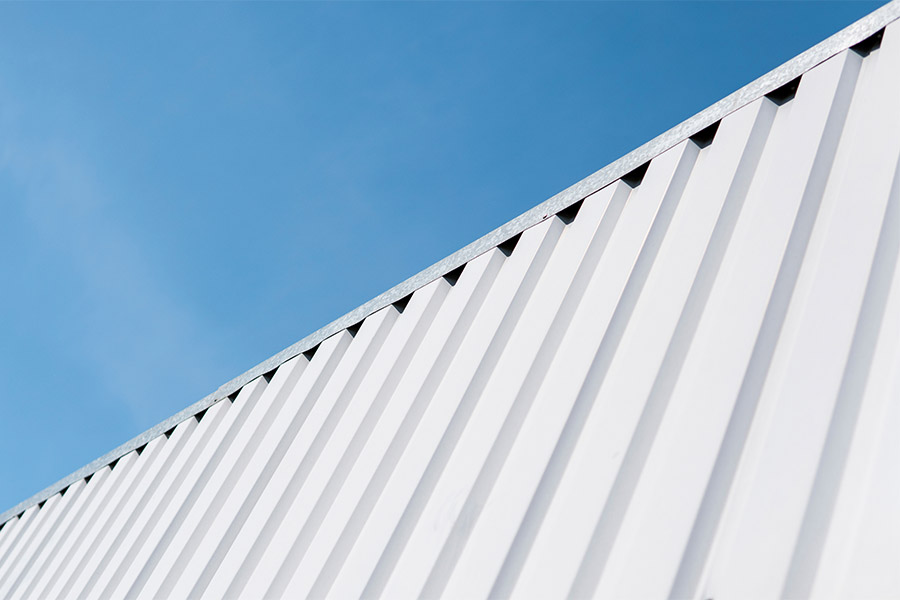Here’s the Difference Between Galvalume vs Galvanized Steel (and Why You Should Care)